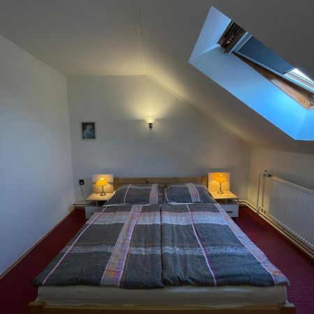 Apartmán Penzion Ema - Častá Exteriér fotografie